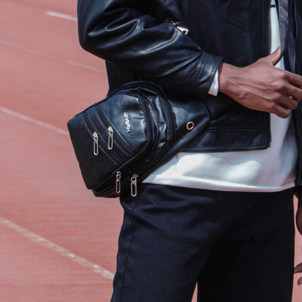 What’s in His Bag? 5 Essentials Every Guy Should Keep on Deck