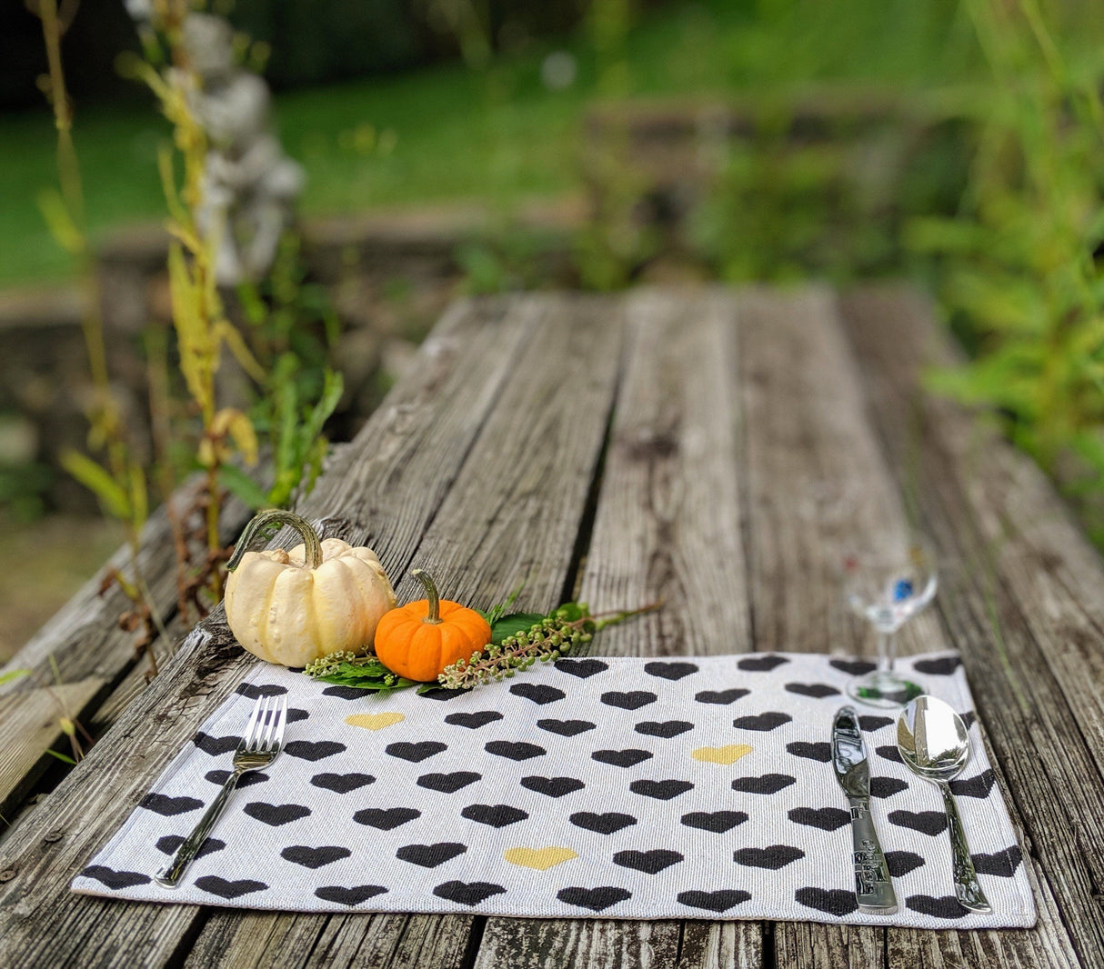 DaDa Bedding Set of 4-Pieces Lovely Yellow & Black Hearts Tapestry Dining Table Placemats 13” x 19” (18113) from DaDalogy Bedding Collection