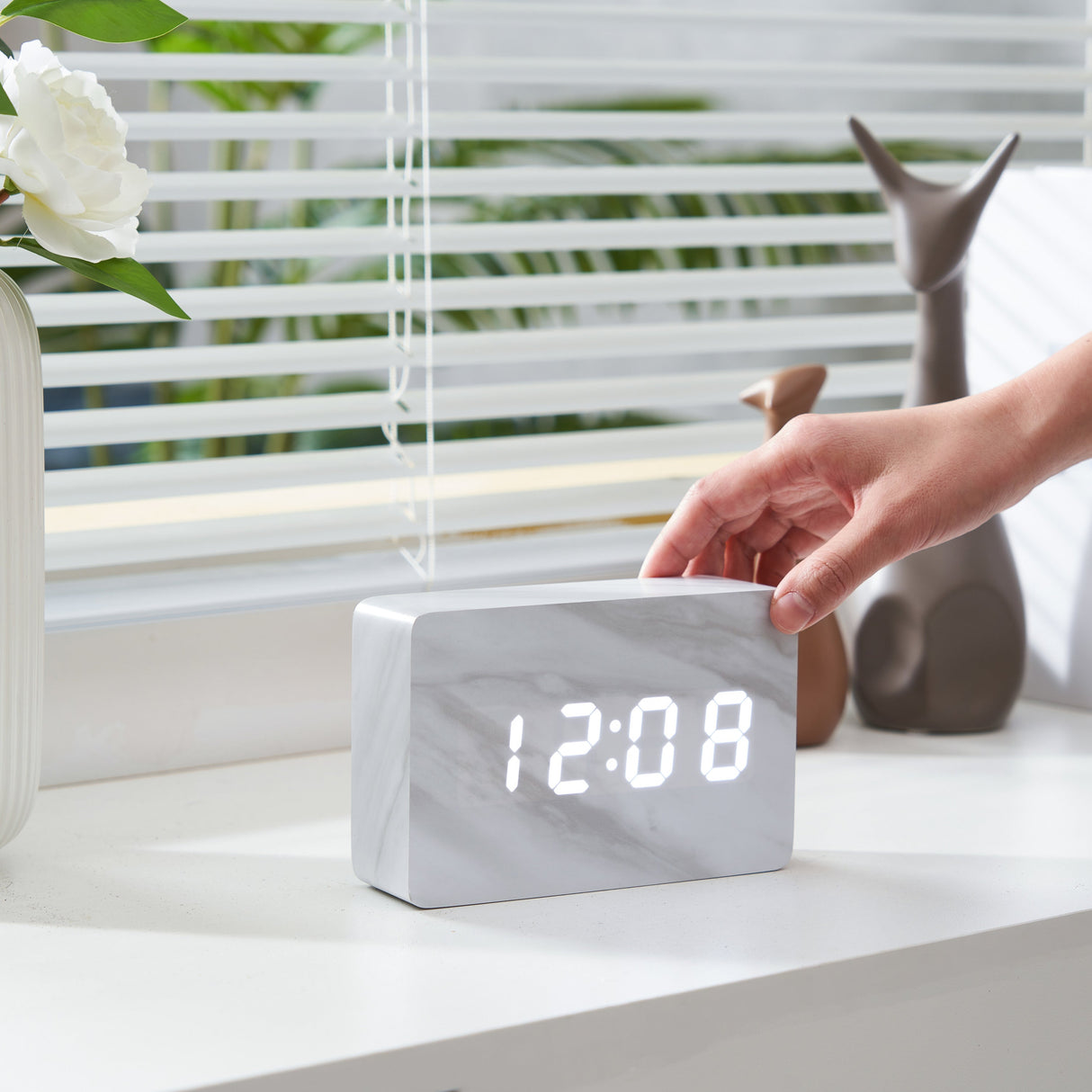 Kutia Brick Click Clock from Uber Appliance