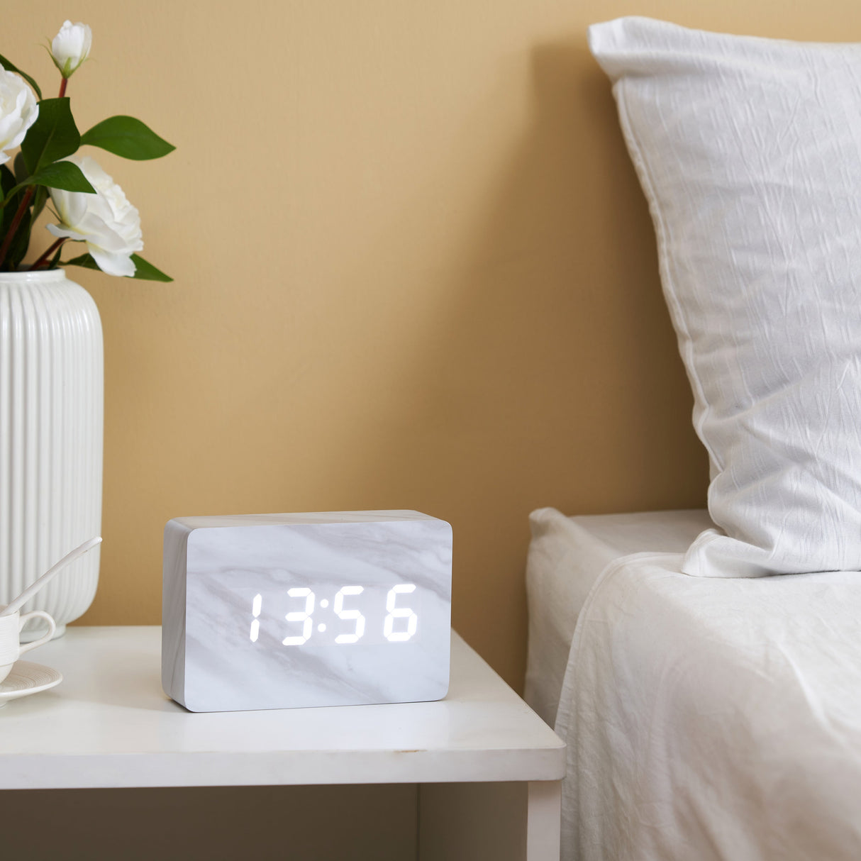 Kutia Brick Click Clock from Uber Appliance