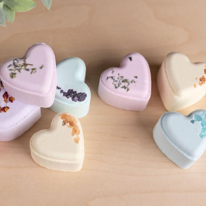 CBD - 8 Bath bombs set -  perfect for a relaxing Mother's day bath from Lizush