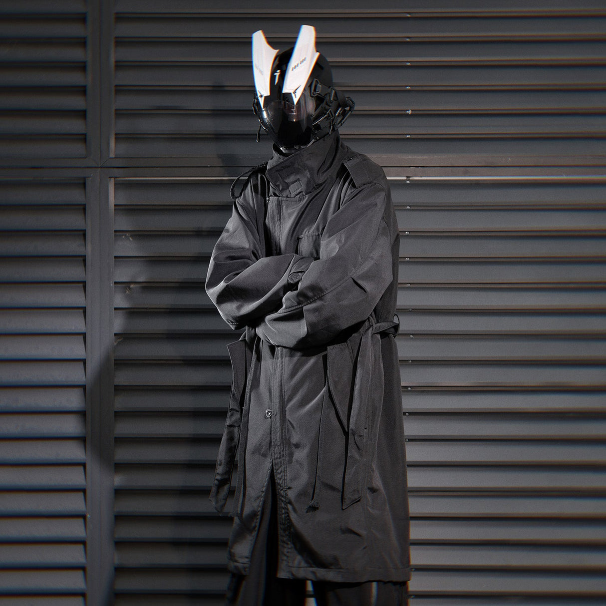 J38 I-Tech Anorak Trench Coat from Niepce Inc