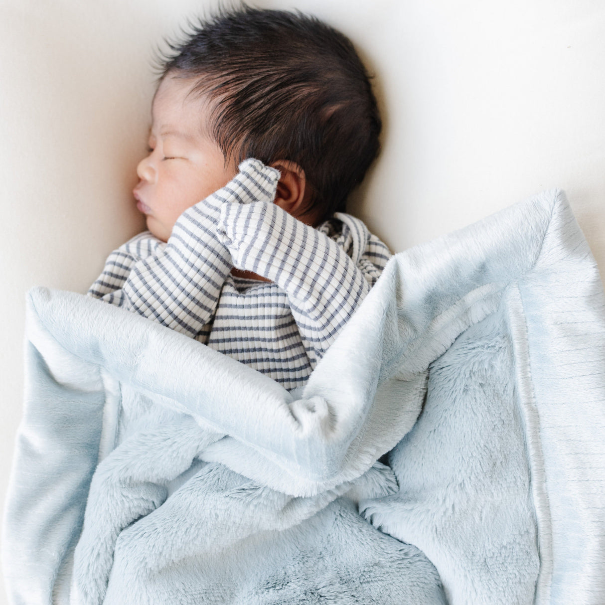 LUSH MINI BLANKETS From Saranoni