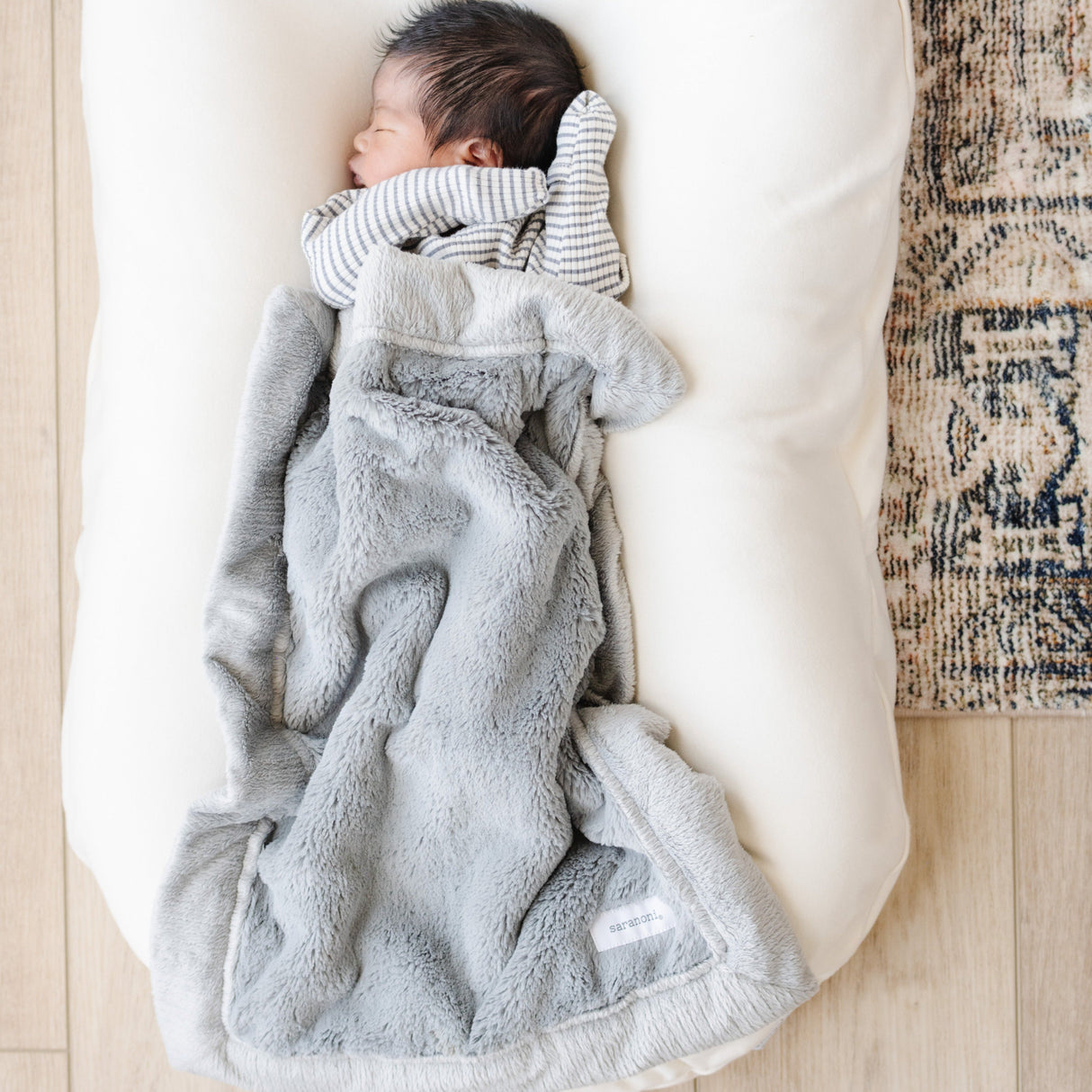 LUSH MINI BLANKETS From Saranoni