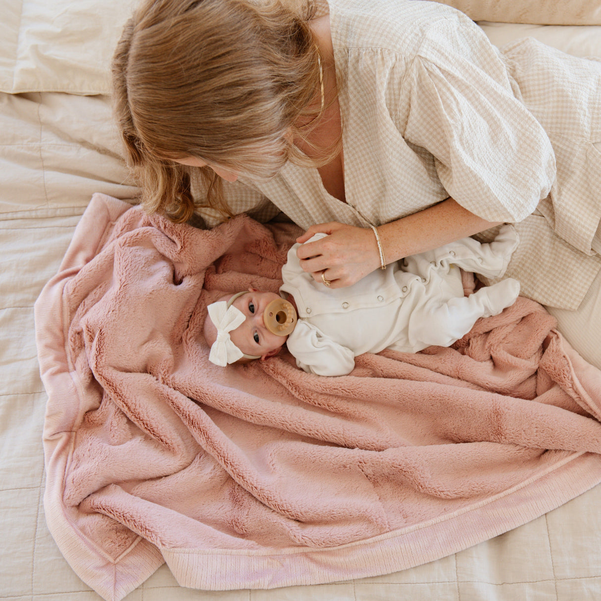 LUSH RECEIVING BLANKETS From Saranoni