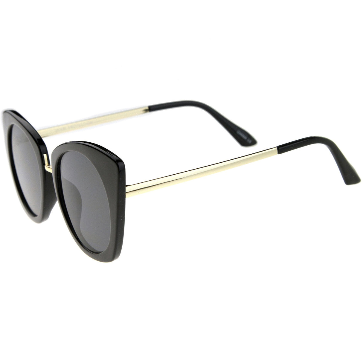 Women's Bold Round Metal Temple Cat Eye Sunglasses A526 from zeroUV