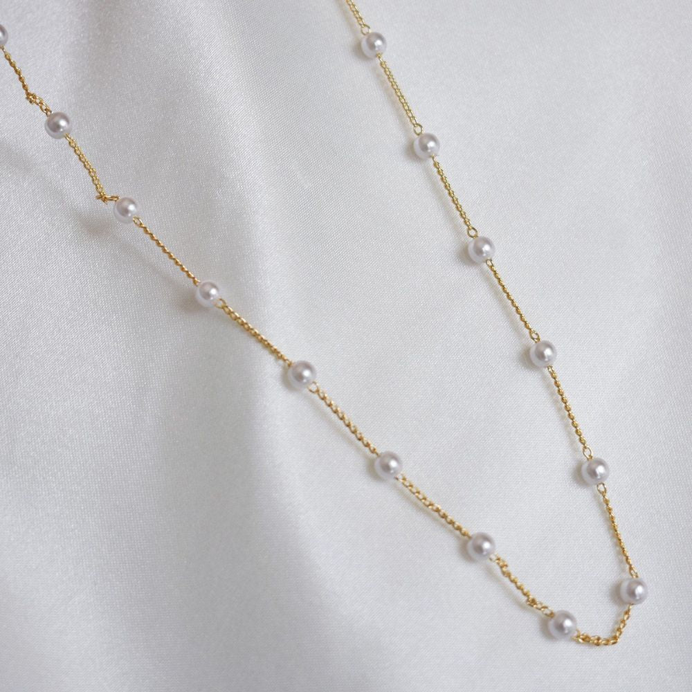 DAINTY PEARL NECKLACE from Ashlen