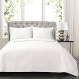 Ava Diamond Oversized Cotton Quilt Set from LushDecor