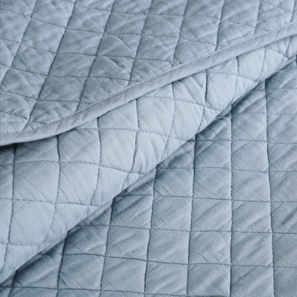 Ava Diamond Oversized Cotton Quilt Set from LushDecor