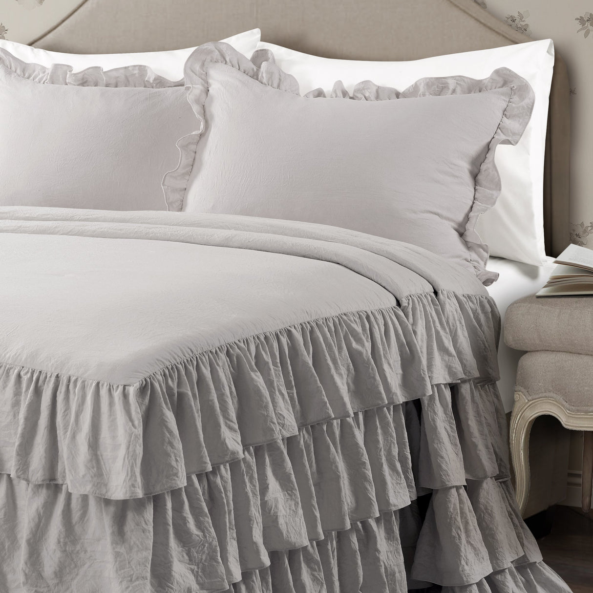 Allison Ruffle Skirt Bedspread Set from LushDecor