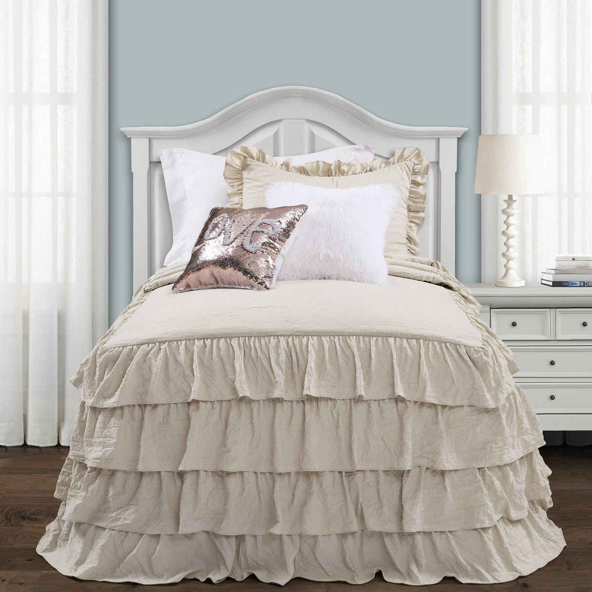 Allison Ruffle Skirt Bedspread Set from LushDecor