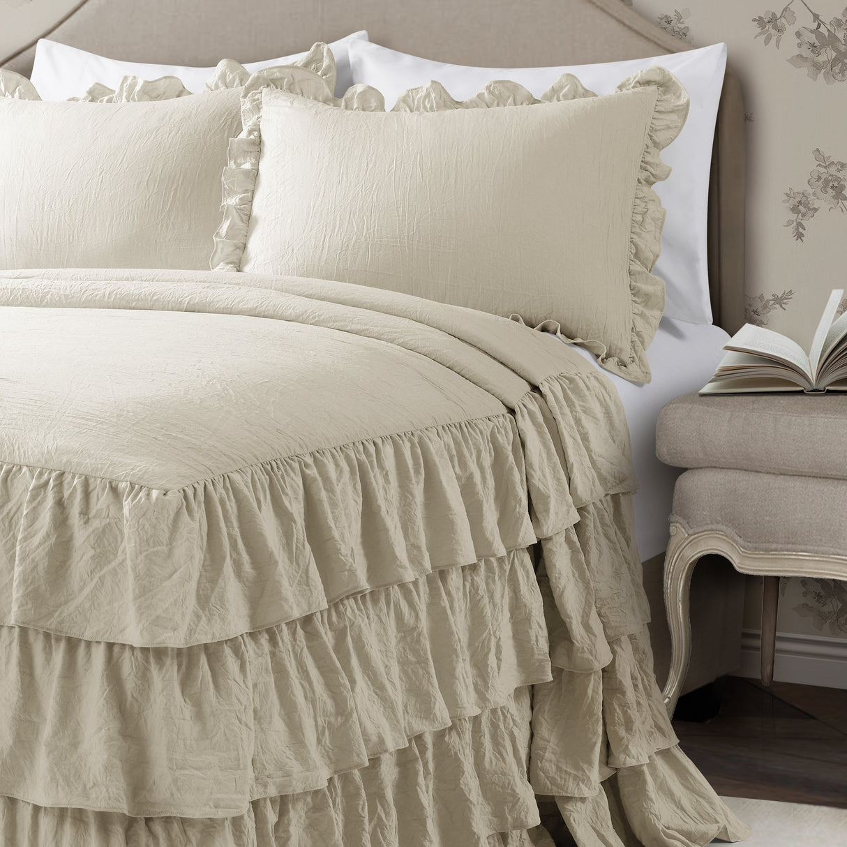 Allison Ruffle Skirt Bedspread Set from LushDecor
