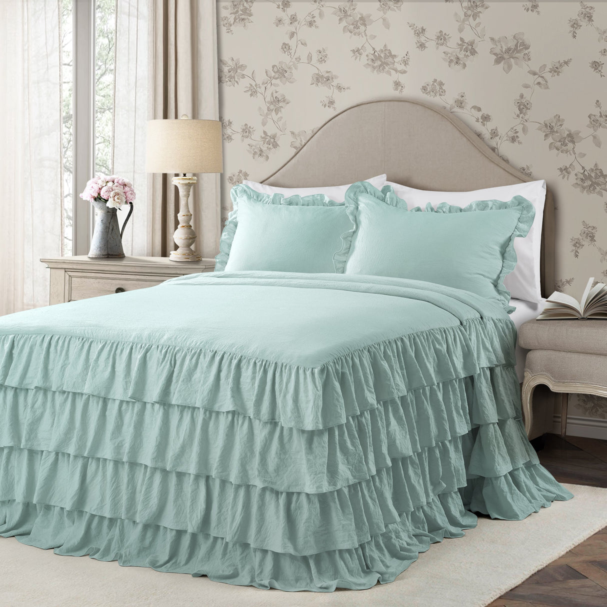 Allison Ruffle Skirt Bedspread Set from LushDecor