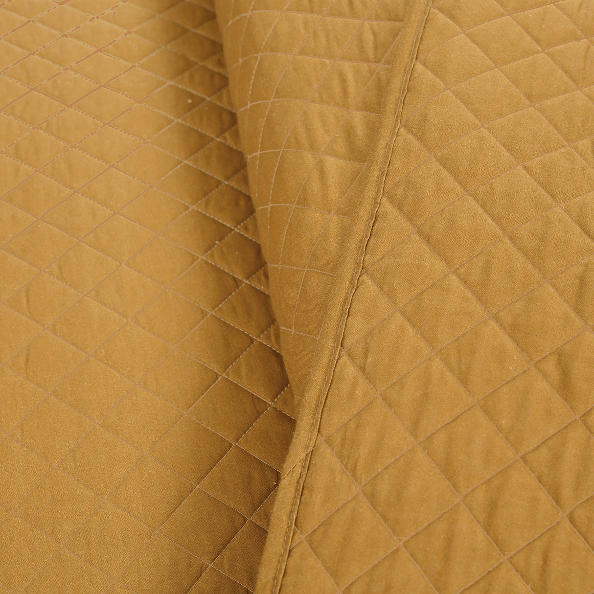 Ava Diamond Oversized Cotton Quilt Set from LushDecor