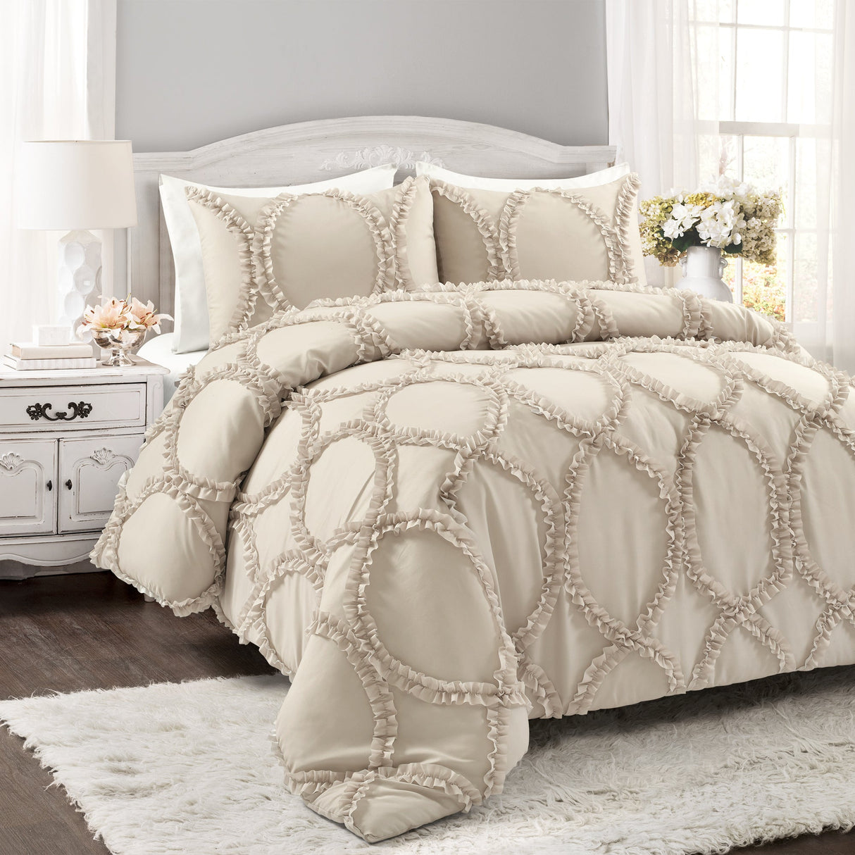 Avon 3 Piece Comforter Set from LushDecor
