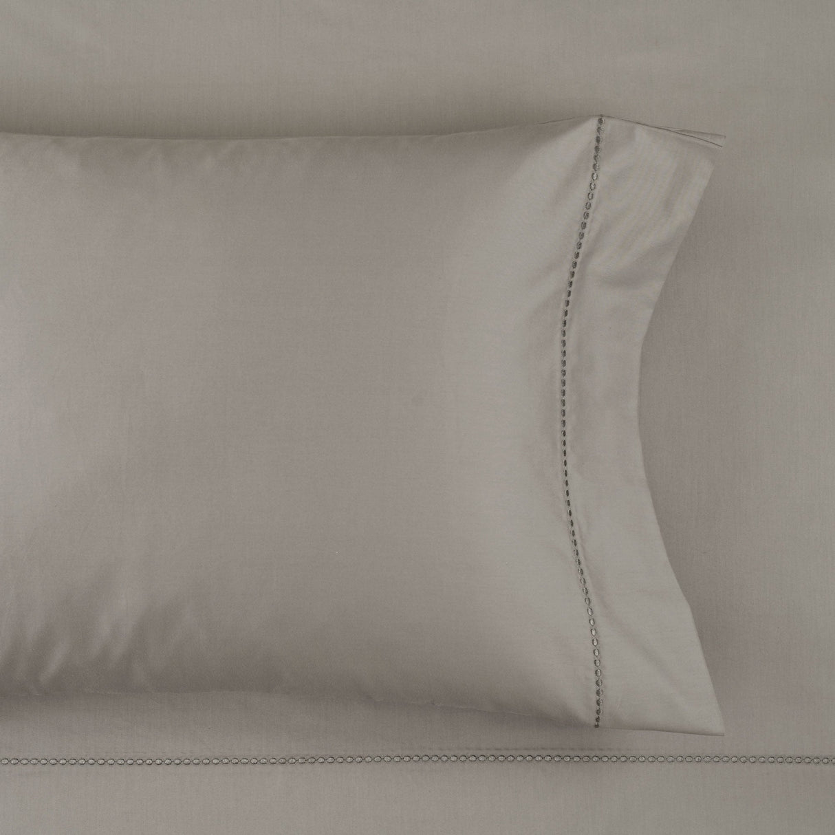 Aria Dots Cotton Sheet Set from LushDecor