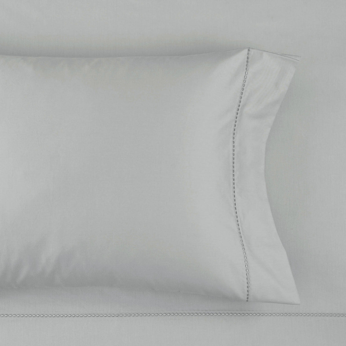 Aria Dots Cotton Sheet Set from LushDecor