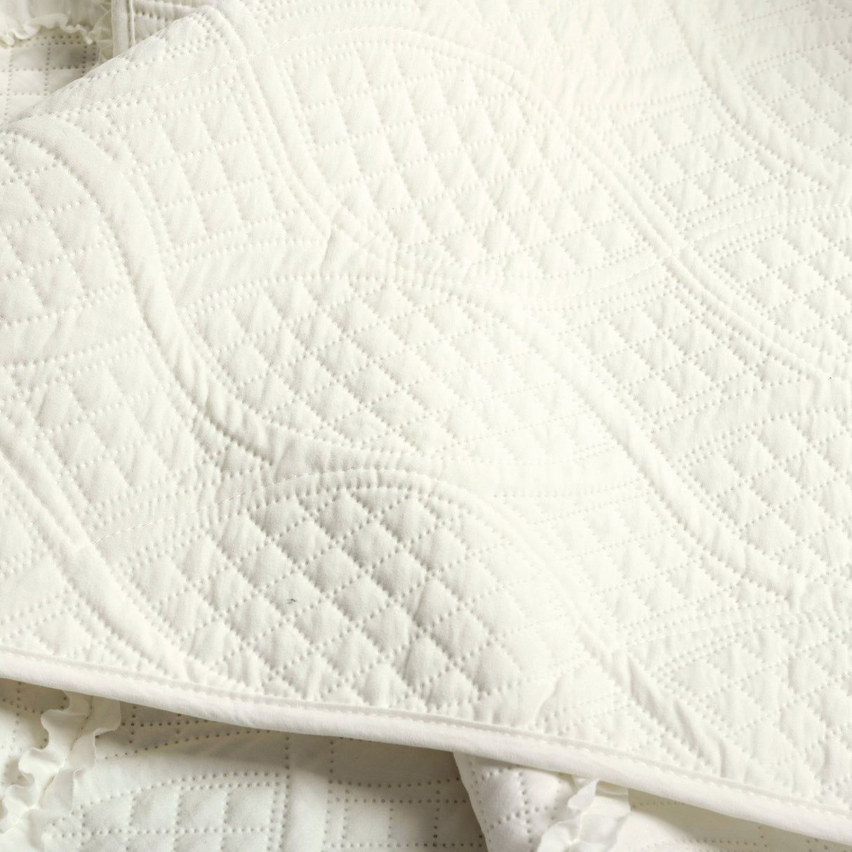 Avon Textured Ruffle Quilt 3 Piece Set from LushDecor