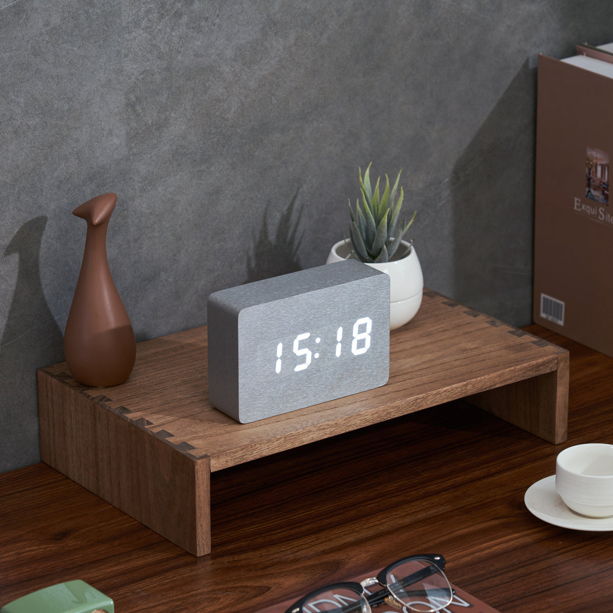 Kutia Brick Click Clock from Uber Appliance