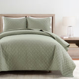 Ava Diamond Oversized Cotton Quilt Set from LushDecor