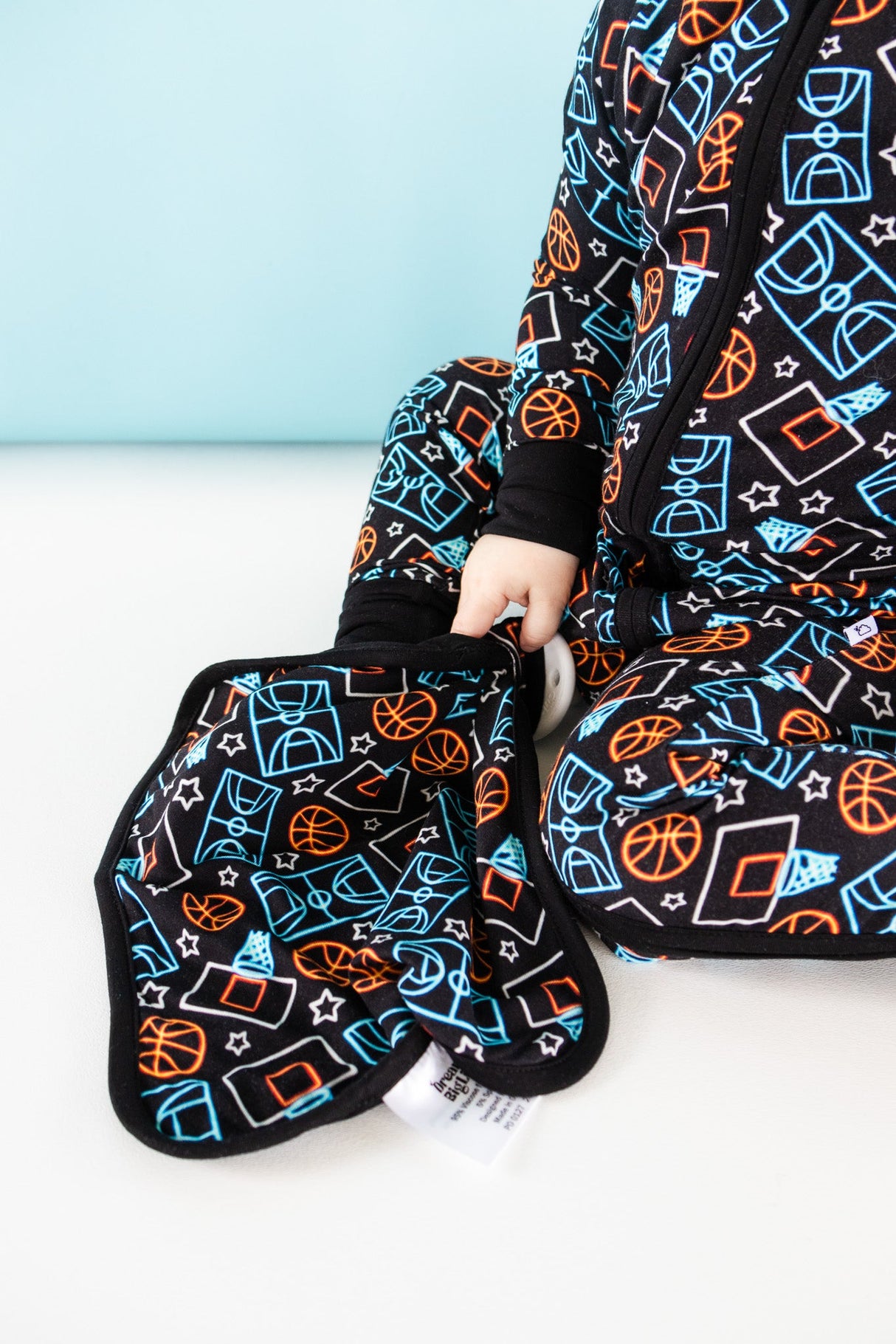DUNKIN' VIBES DREAM LOVEY from DREAM BIG LITTLE CO