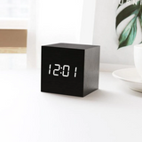 LED Cube Clock from Moderny