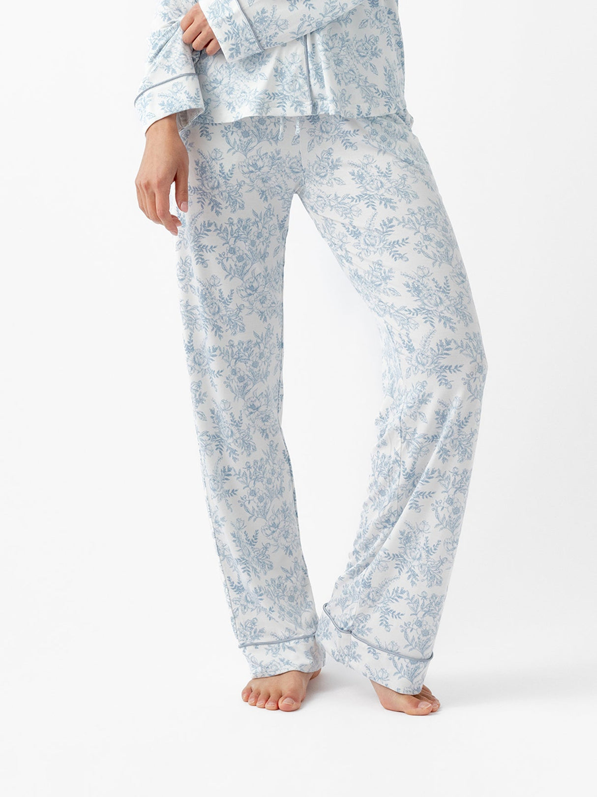 Women's Bamboo Stretch-Knit Short Sleeve & Pant Pajama Set from Cozy Earth