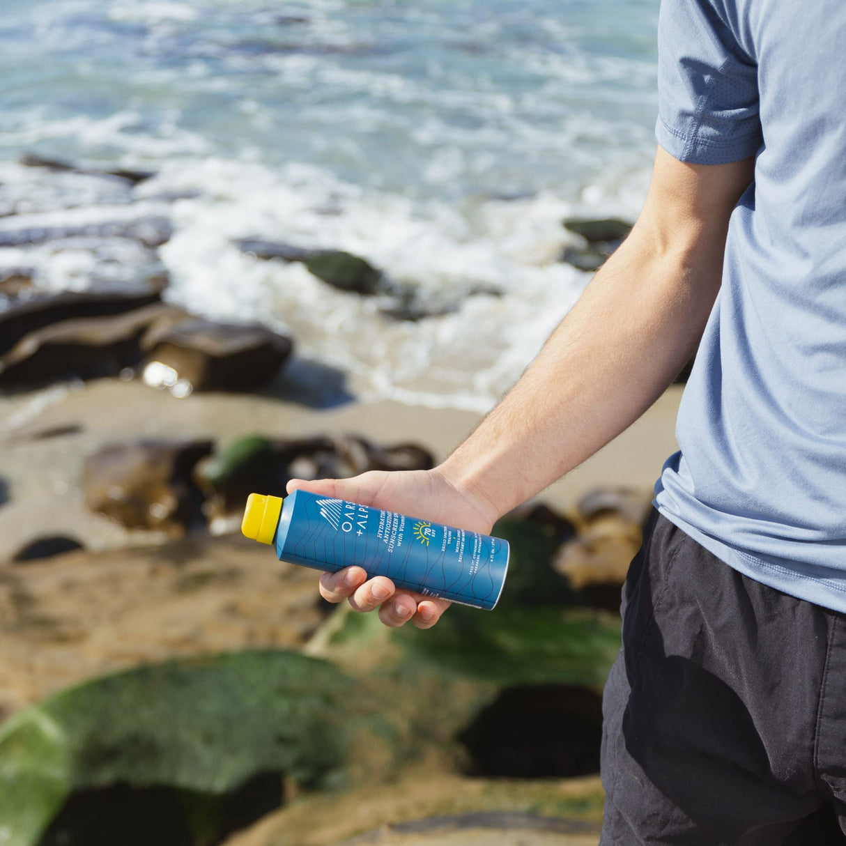 Hydrating Antioxidant SPF 70 Spray From Oars + Alps