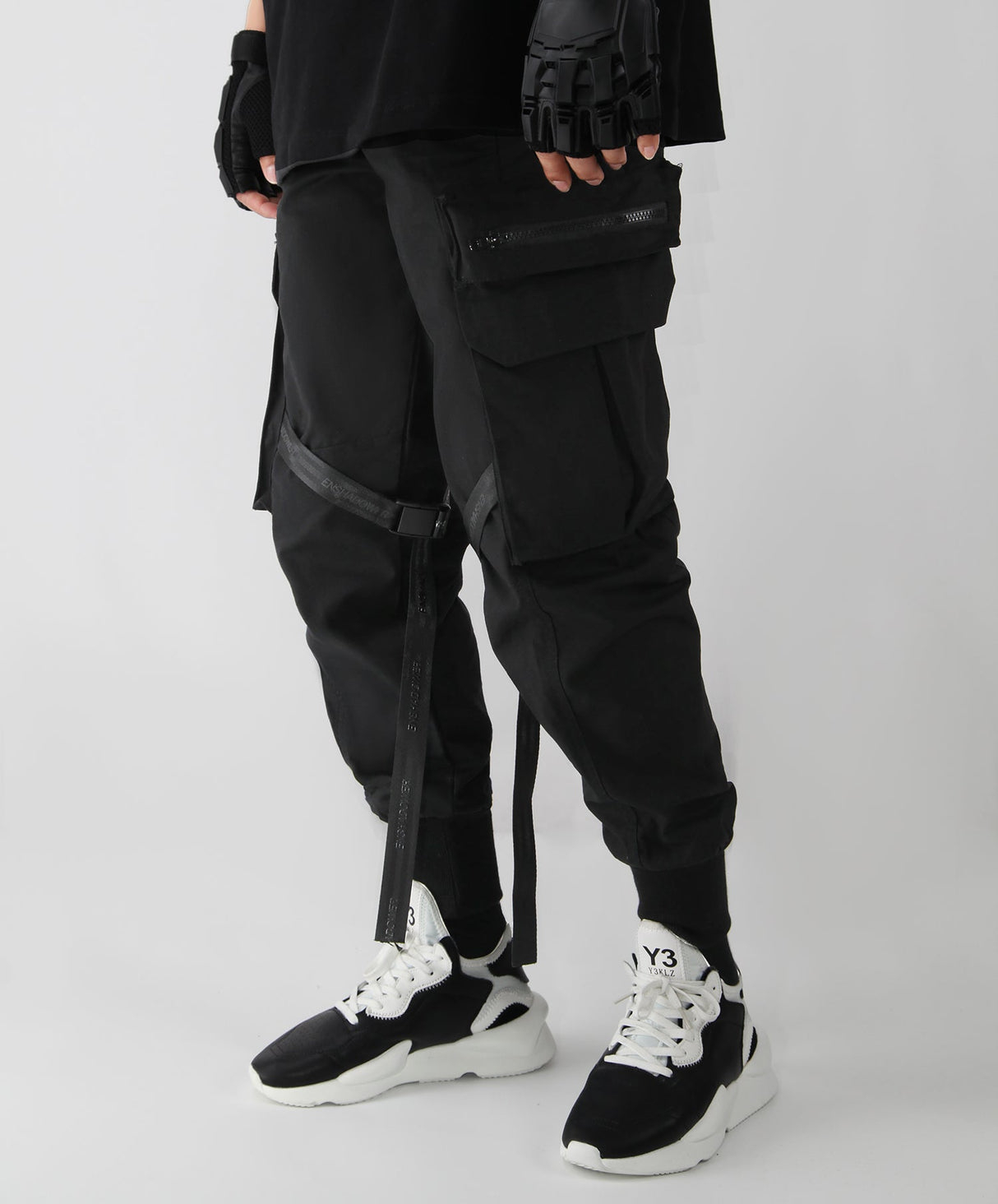IBP1828 Noble Cargo Pants from Niepce Inc