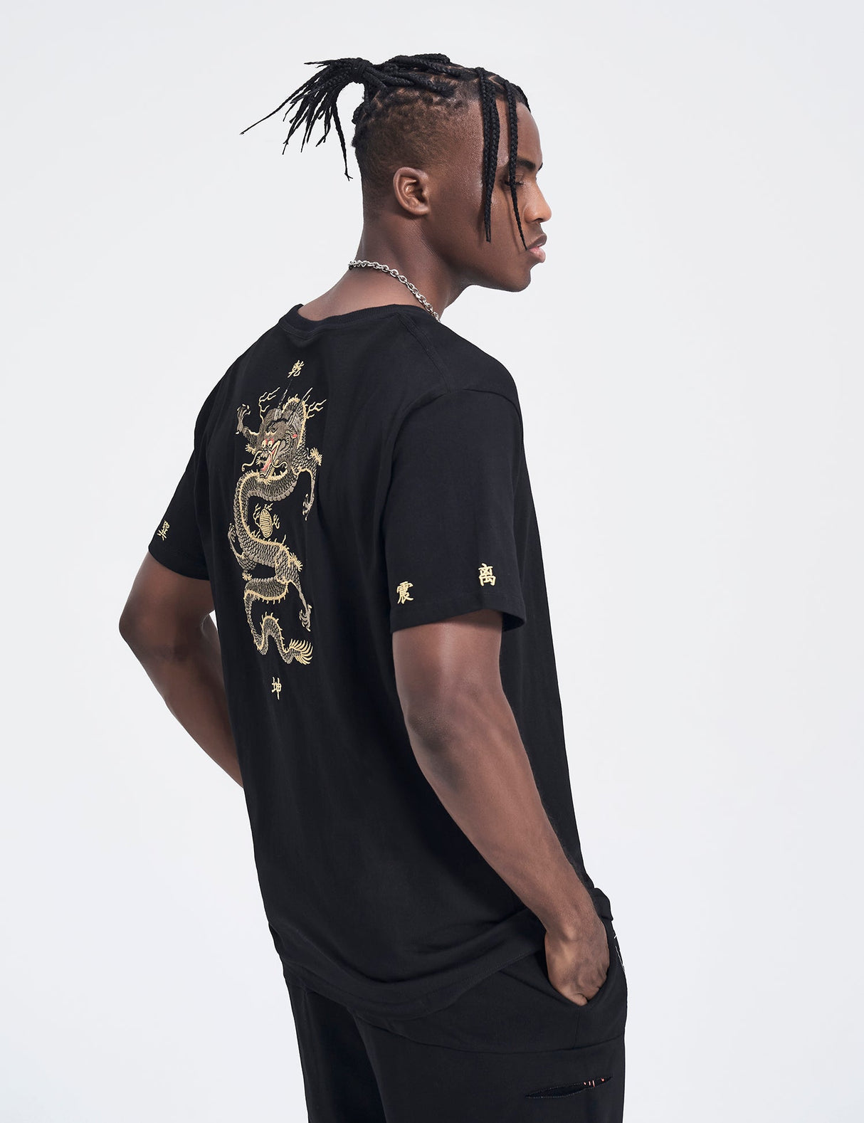 Dragon Rebirth Embroidery Tee from Niepce Inc