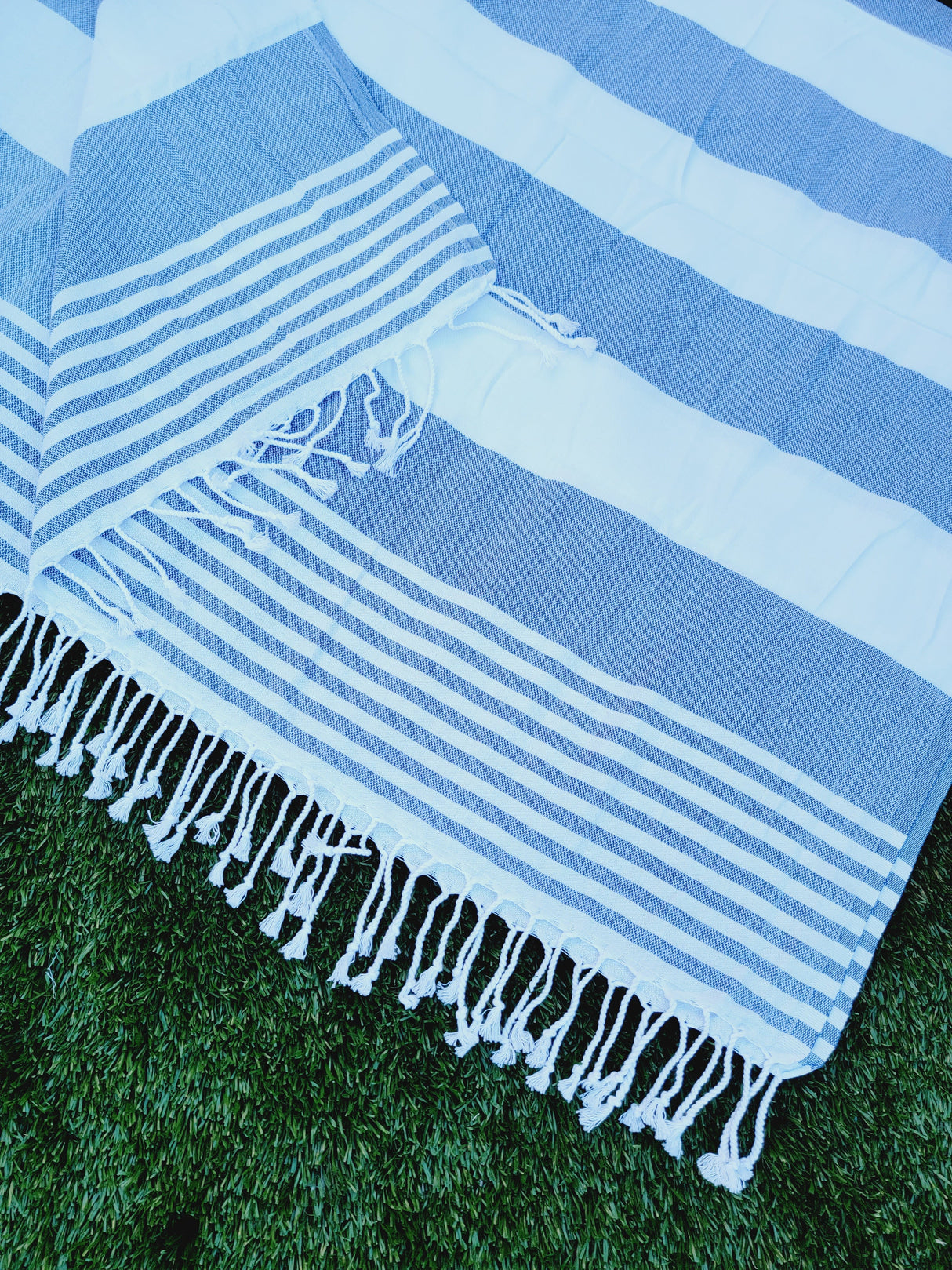Beach/Bath Turkish Towel Easy carry Quick Dry - Navy from EBRU Home