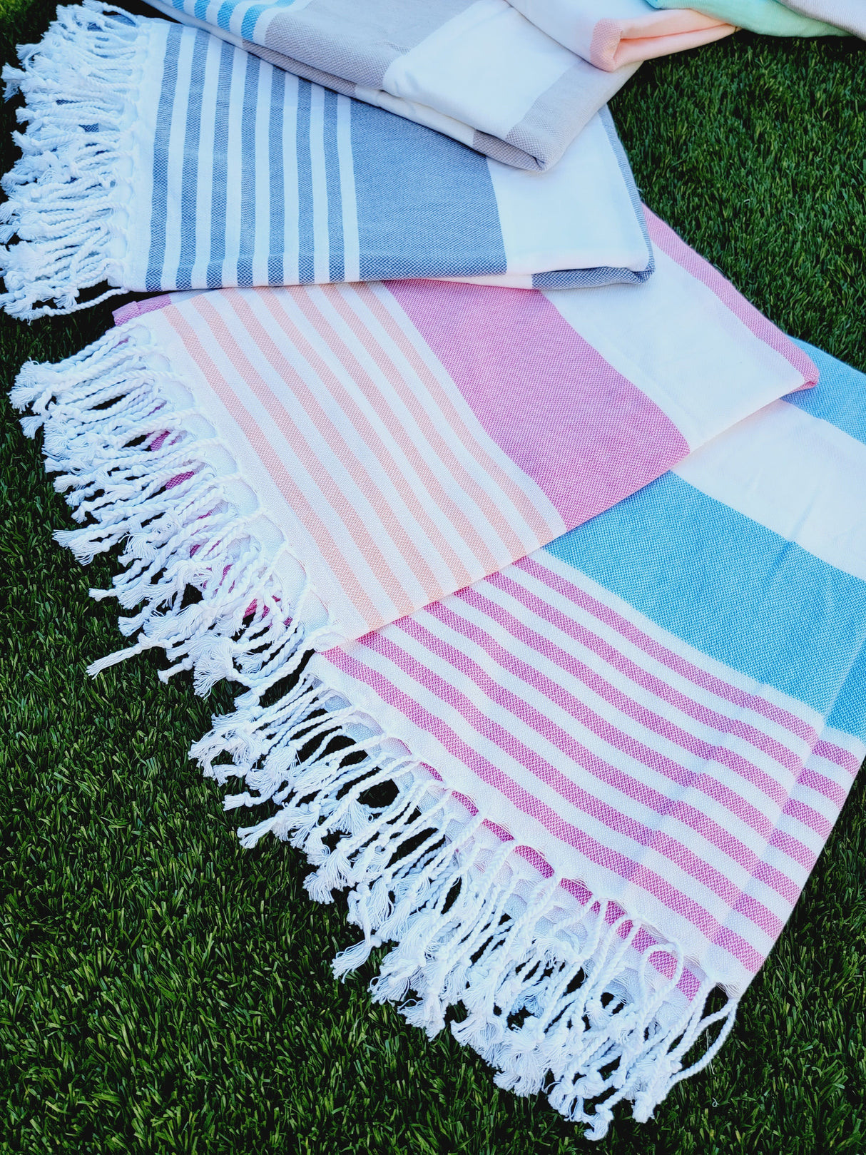 Beach/Bath Turkish Towel Easy carry Quick Dry - Gray from EBRU Home