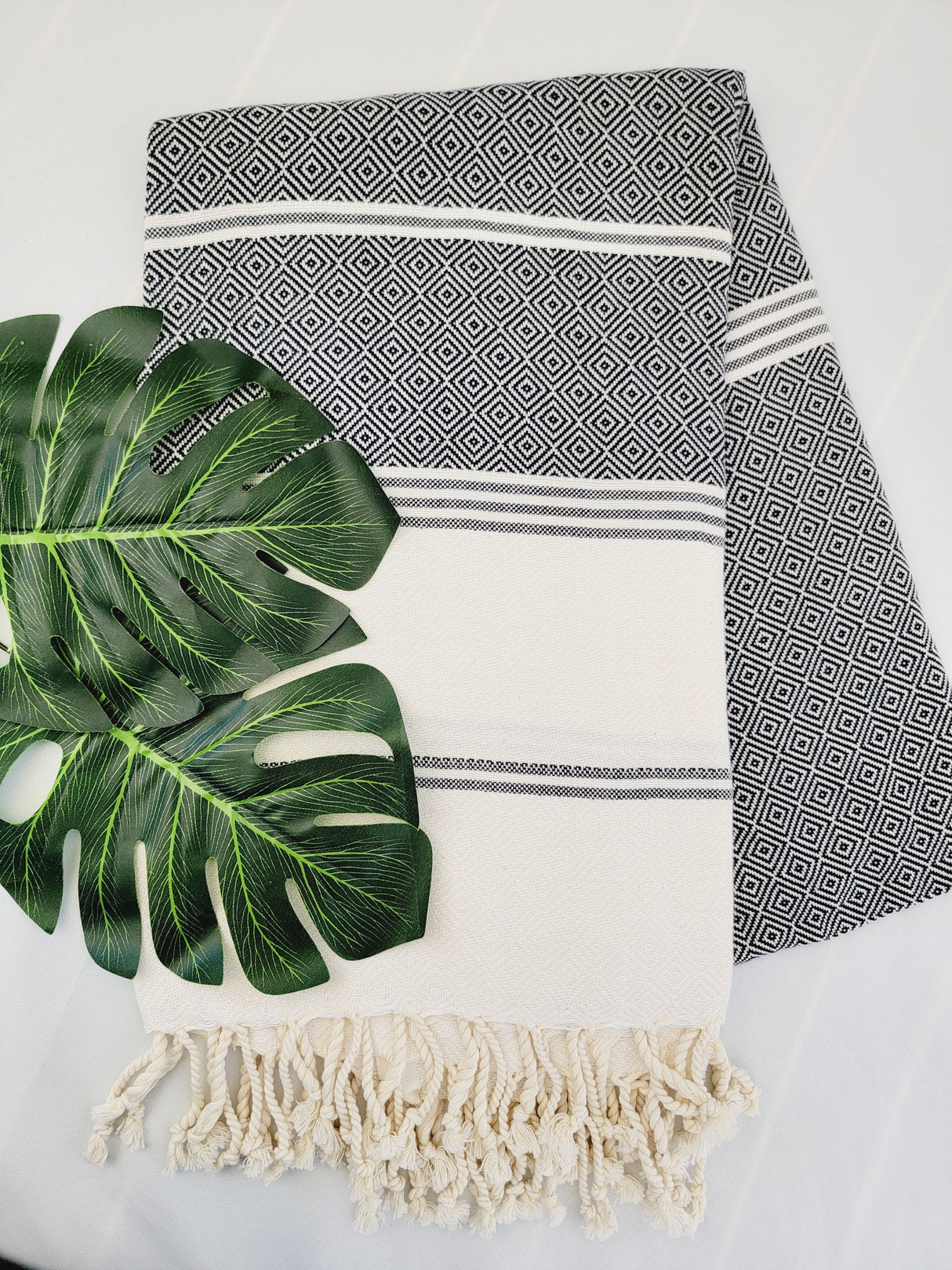 Bath / Beach Turkish Towels-Easy Carry Quick Dry Thin Towel-Black