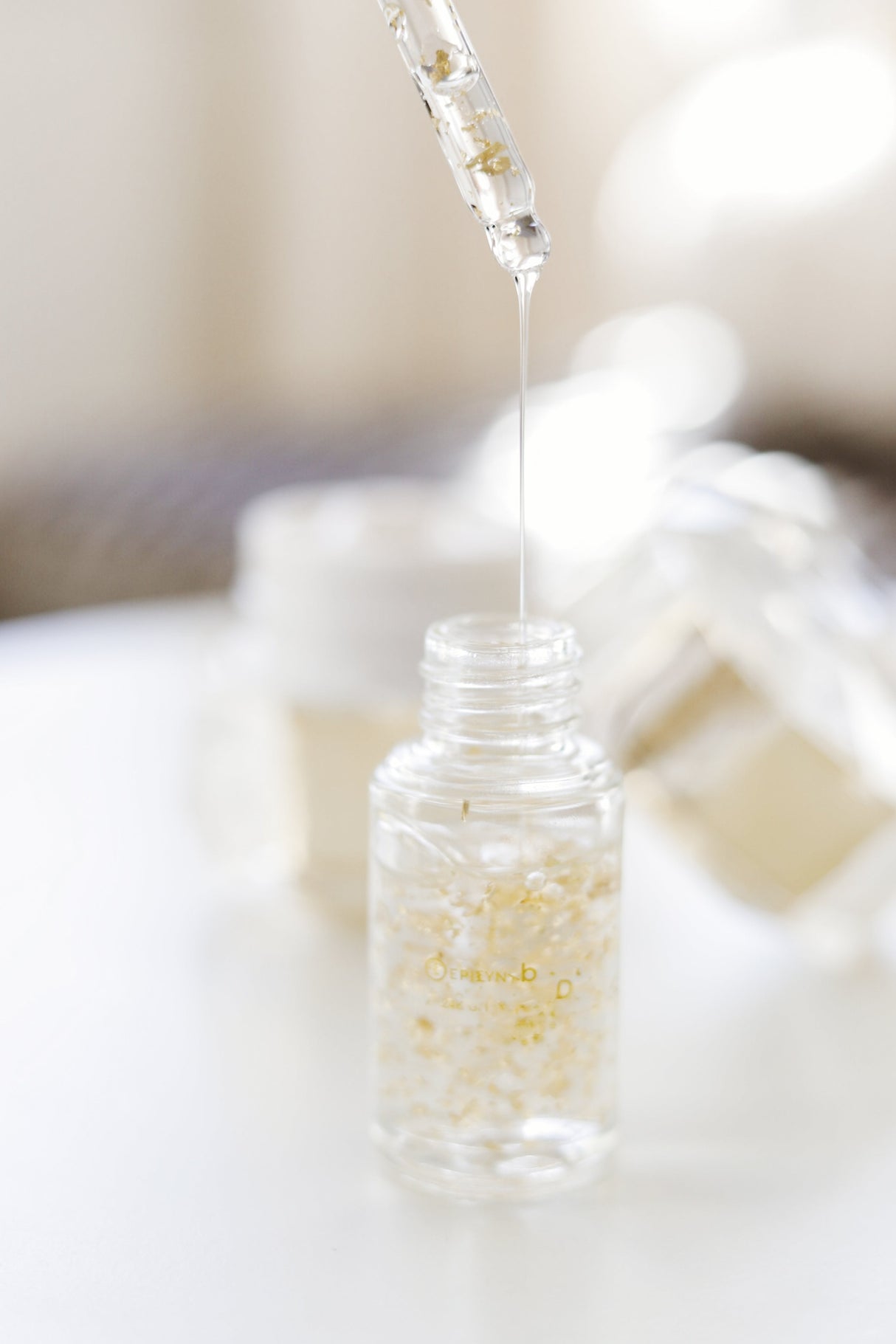 Gold 24 Karat Illuminating Glow Serum from Epilynx Skincare and Cosmetics