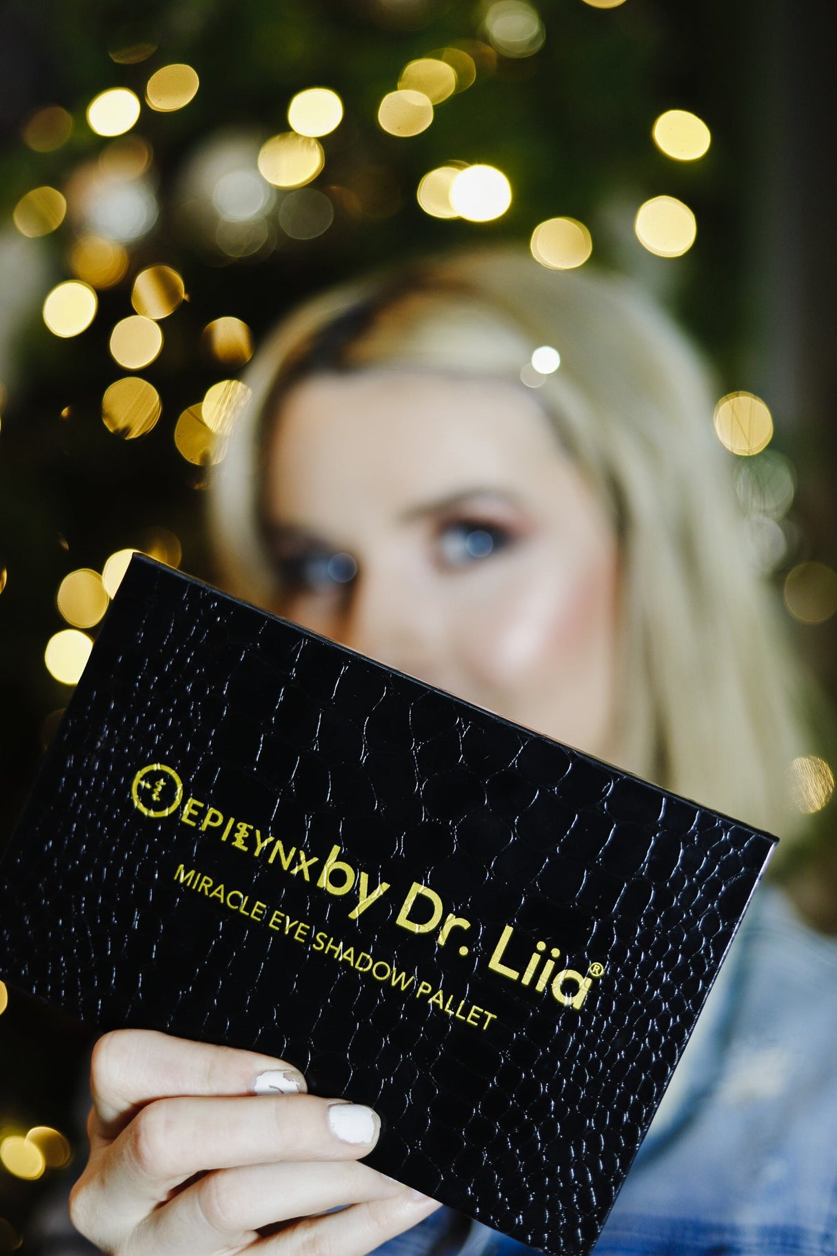 Neutral Eyeshadow Looks Palette - For the Best Nude Makeup Looks from Epilynx Skincare and Cosmetics