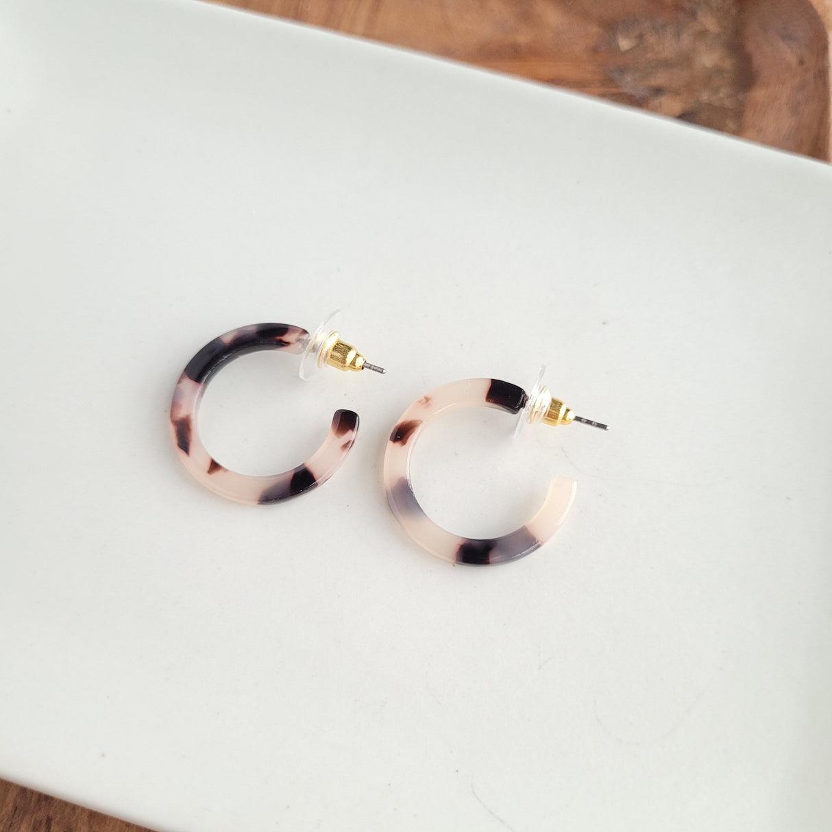 Cam Mini Hoops - Blonde Tortoise from Spiffy & Splendid