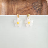 Dainty Daisy Earrings from Spiffy & Splendid