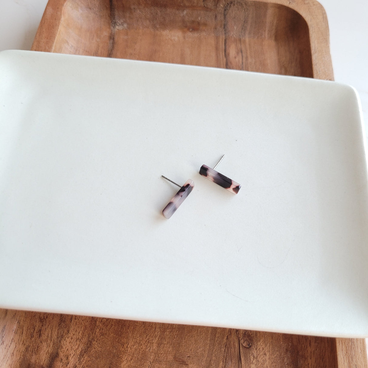 Bella Bar Studs - Blonde Tortoise from Spiffy & Splendid