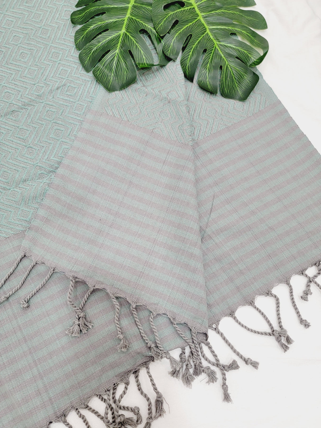 Beach/Bath Sand Free Towels-Easy Carry Quick Dry Thin Towel - Green