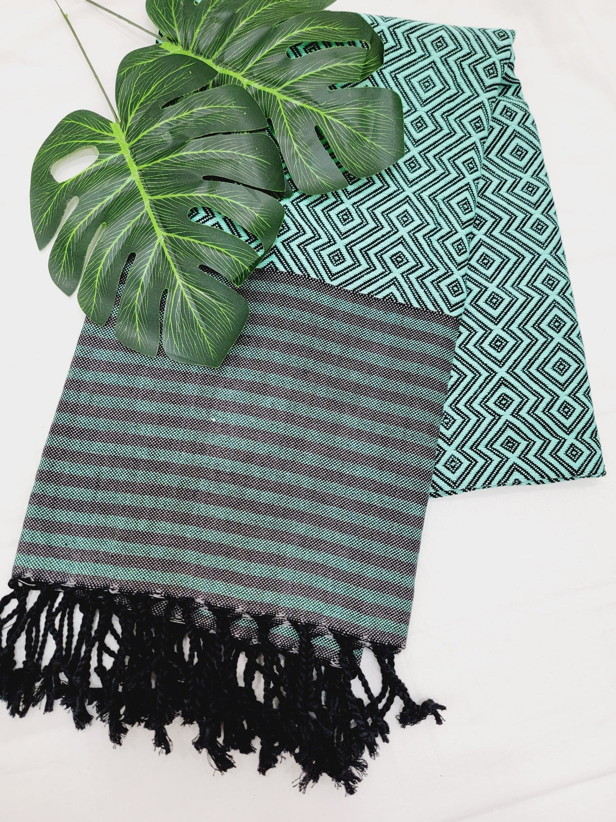Beach/Bath Sand Free Towels-Easy Carry Quick Dry Thin Towel - Black/Green