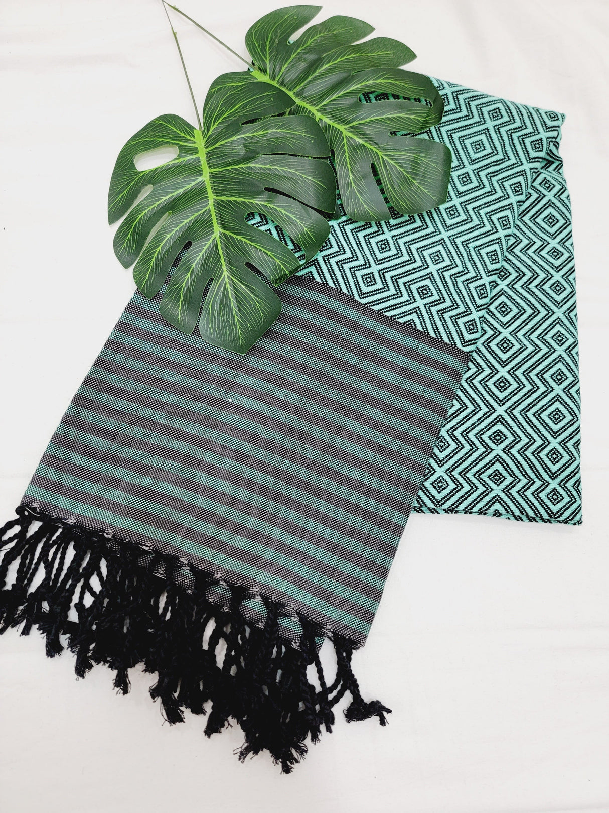 Beach/Bath Sand Free Towels-Easy Carry Quick Dry Thin Towel - Black/Green