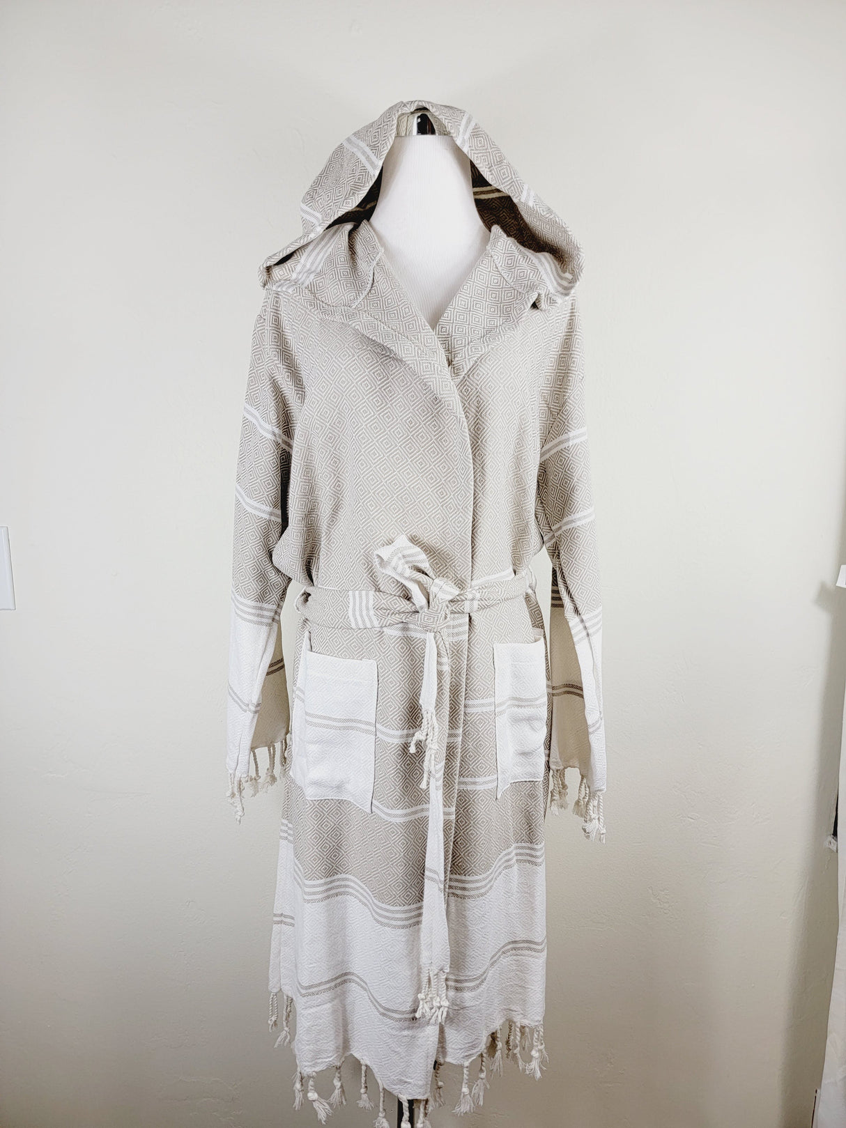 Unisex Robe, Beach or spa Robe with pockets - Beige from EBRU Home