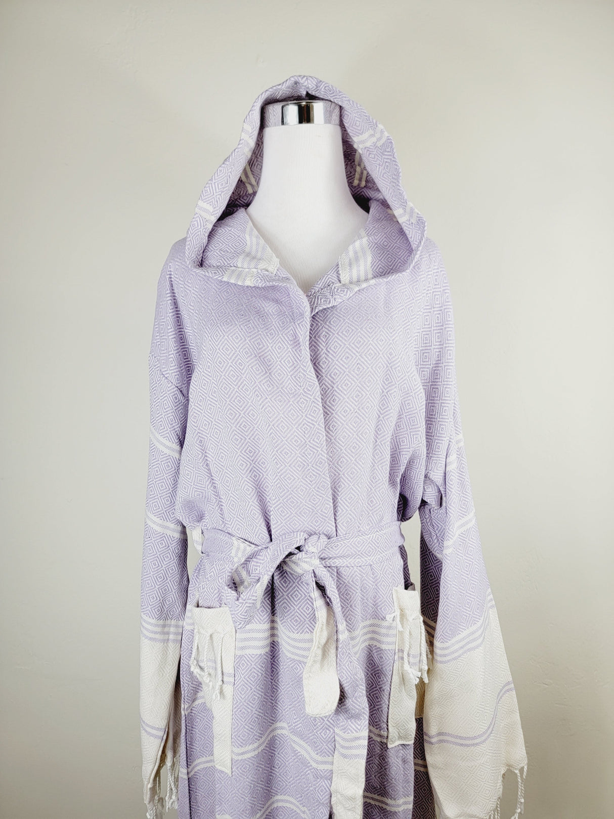 Unisex Robe, Beach or spa Robe with pockets - Lilac from EBRU Home