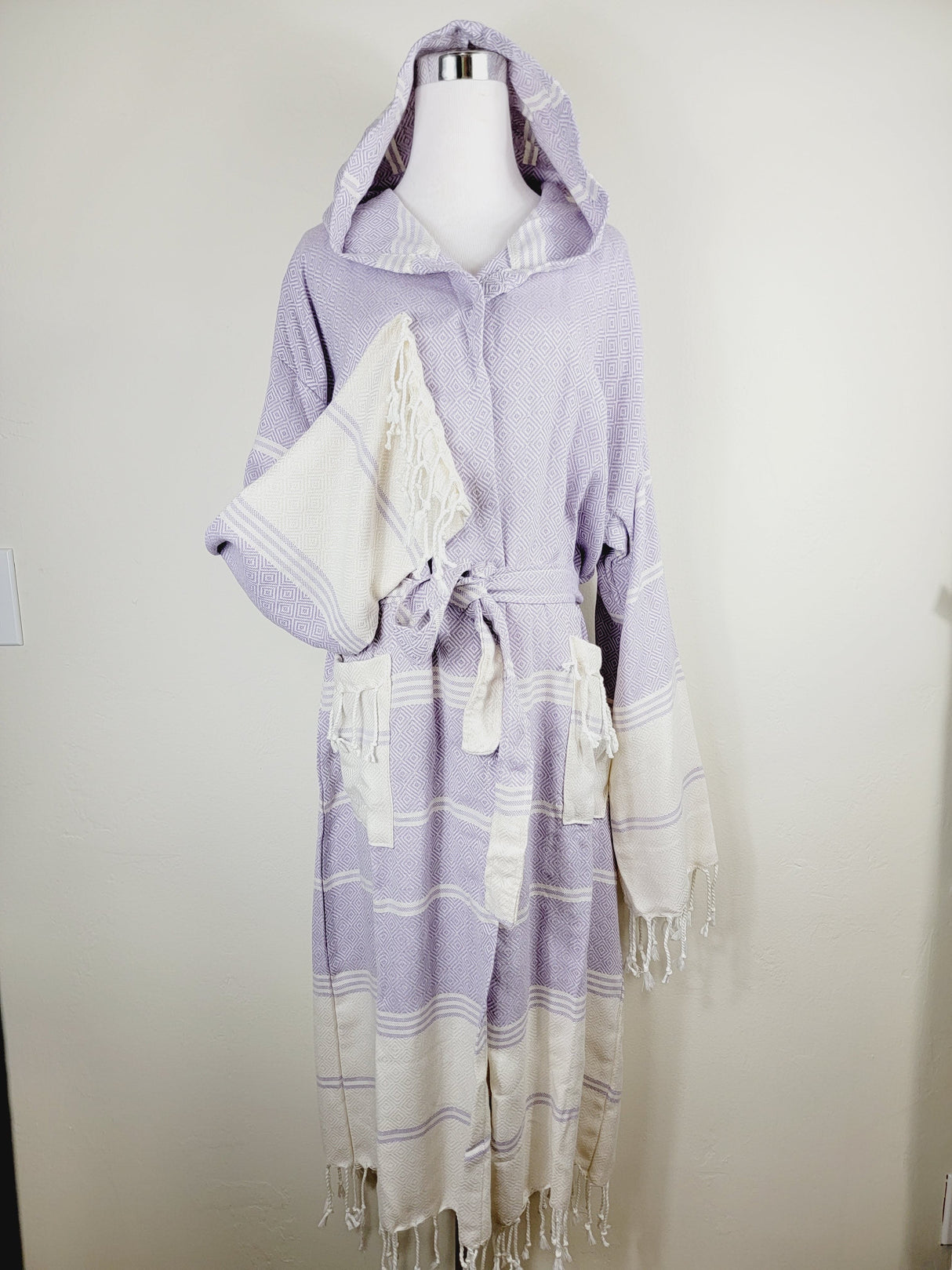 Unisex Robe, Beach or spa Robe with pockets - Lilac from EBRU Home