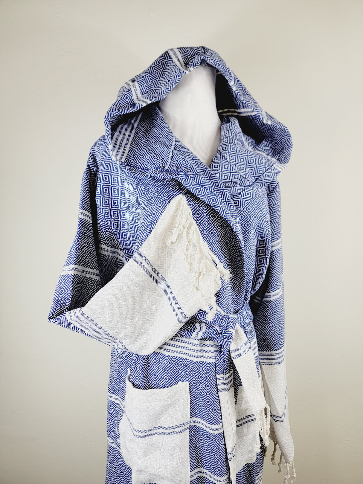 Unisex Robe, Beach or spa Robe with pockets - Blue from EBRU Home