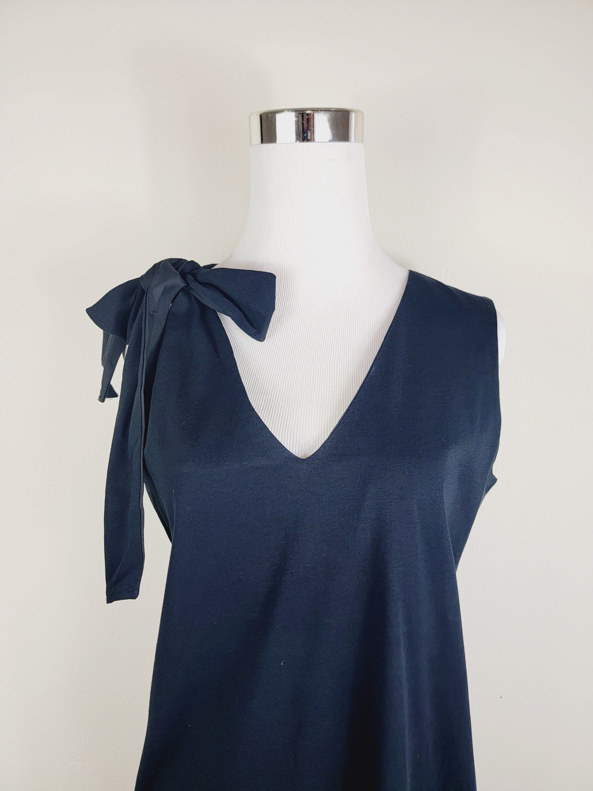 Jersey Dress Green one shoulder tie up with pockets from EBRU Home