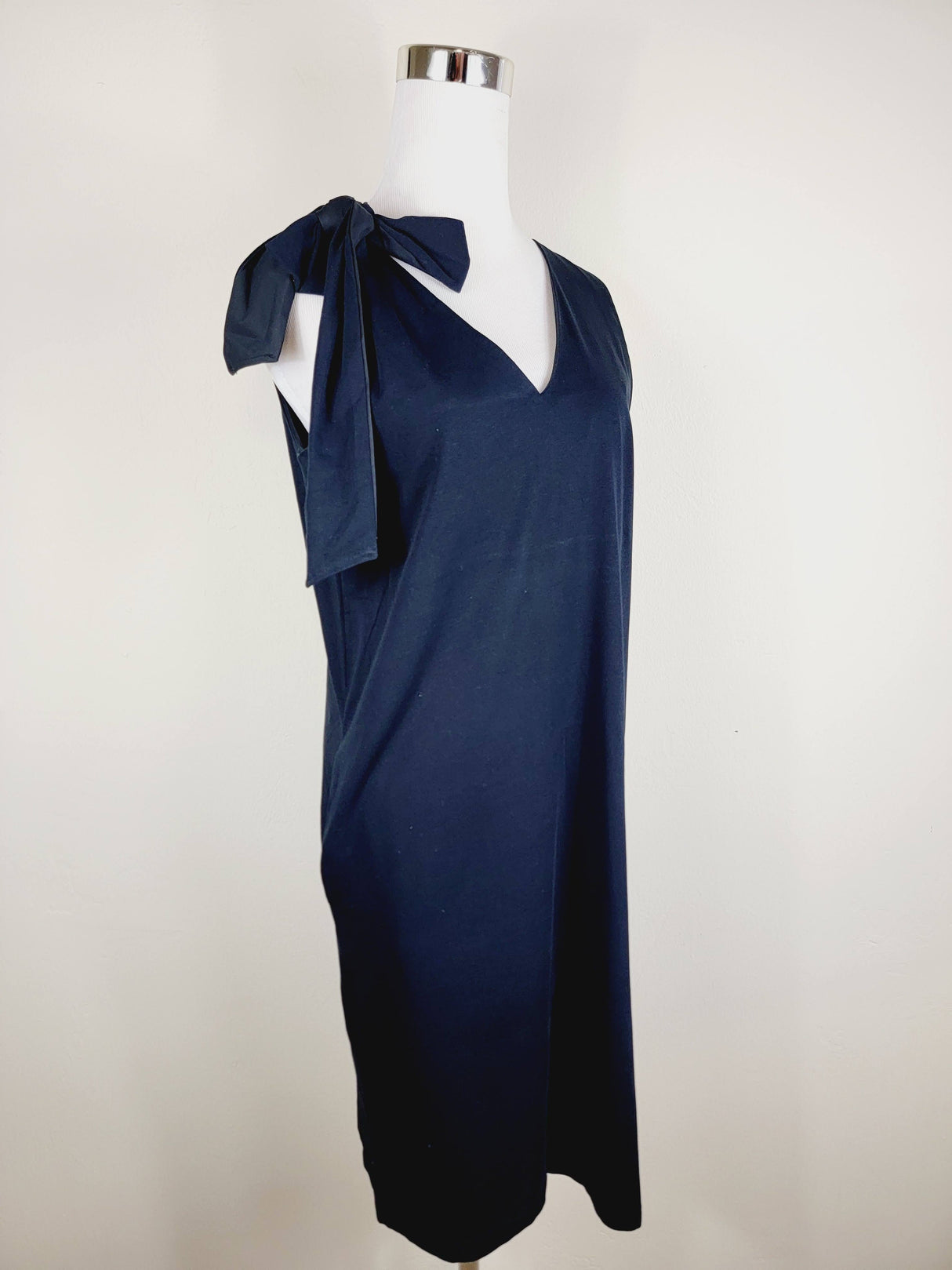 Jersey Dress Green one shoulder tie up with pockets from EBRU Home