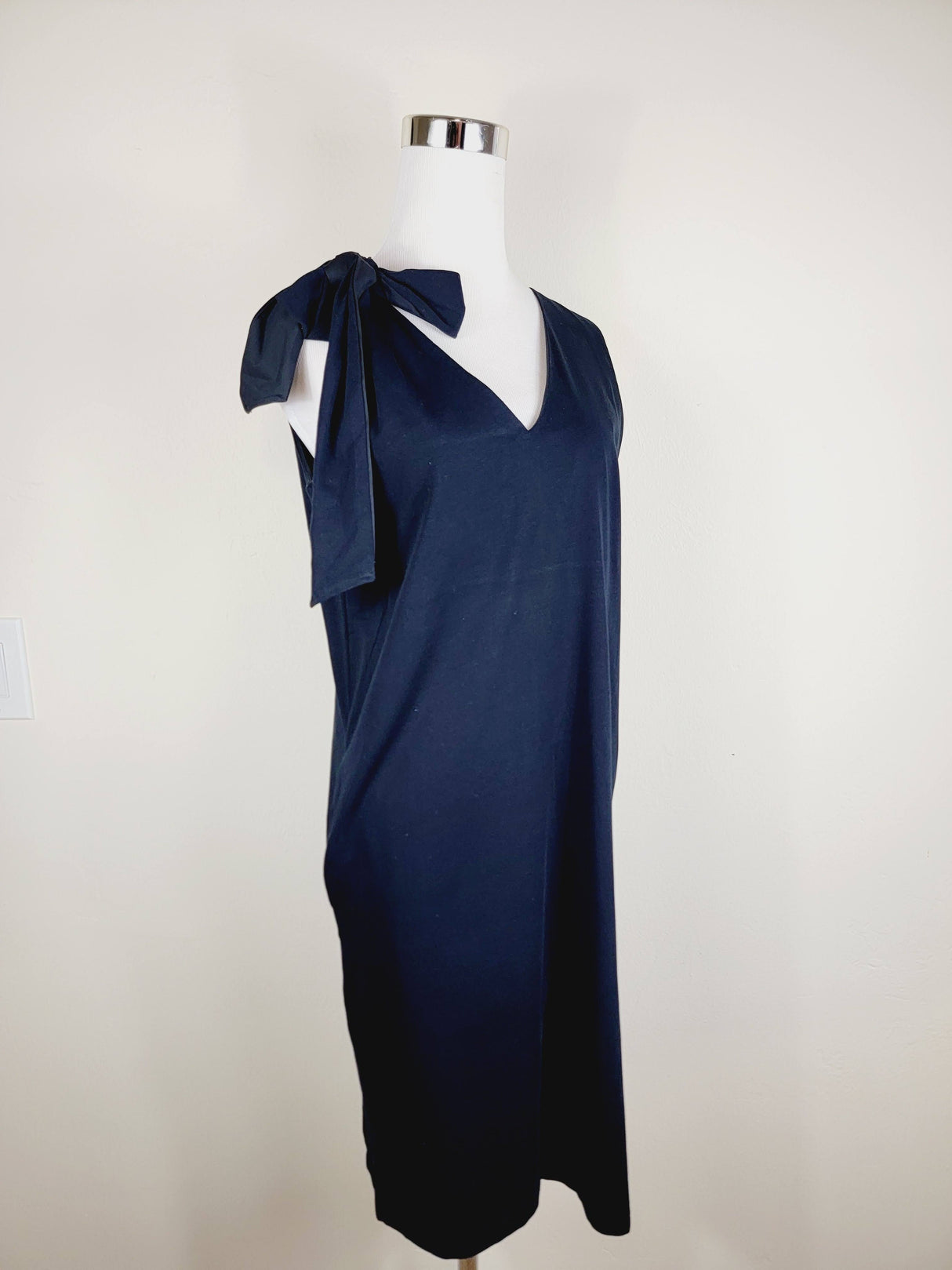 Jersey Dress Green one shoulder tie up with pockets from EBRU Home