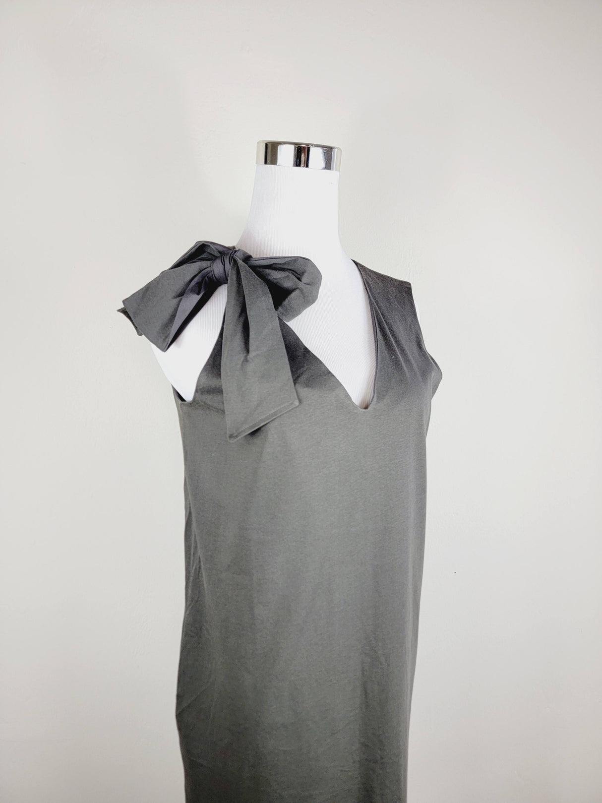 Jersey dress v neck tie shoulder with pockets Premium Quality from EBRU Home