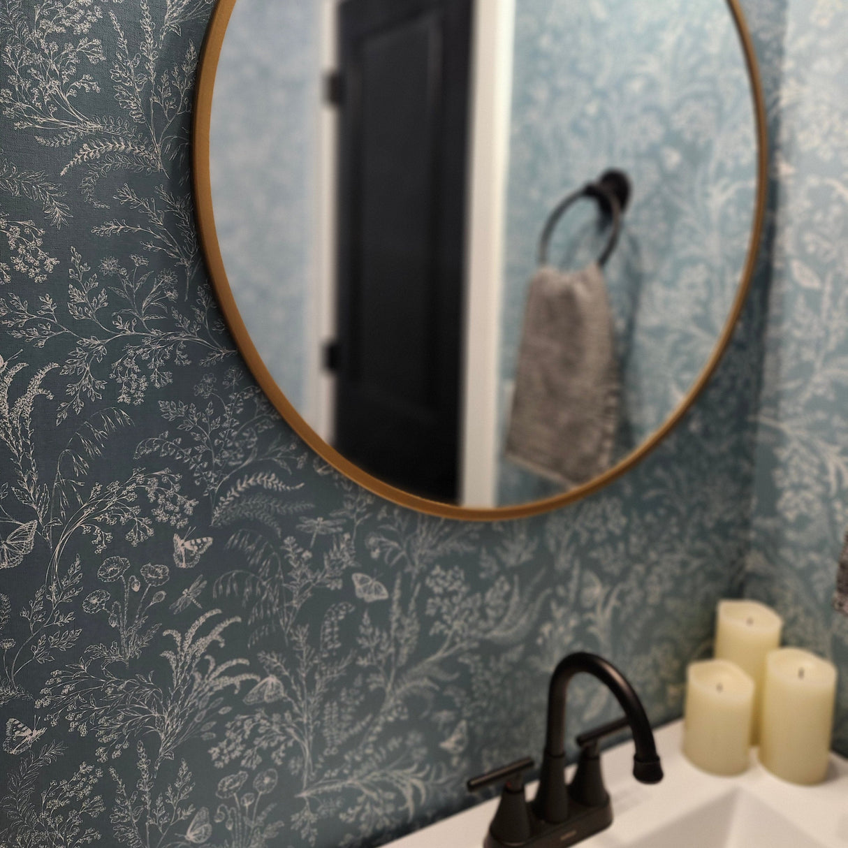 Bronwyn Wallpaper by Anna Black Creative from Loomwell Home Goods